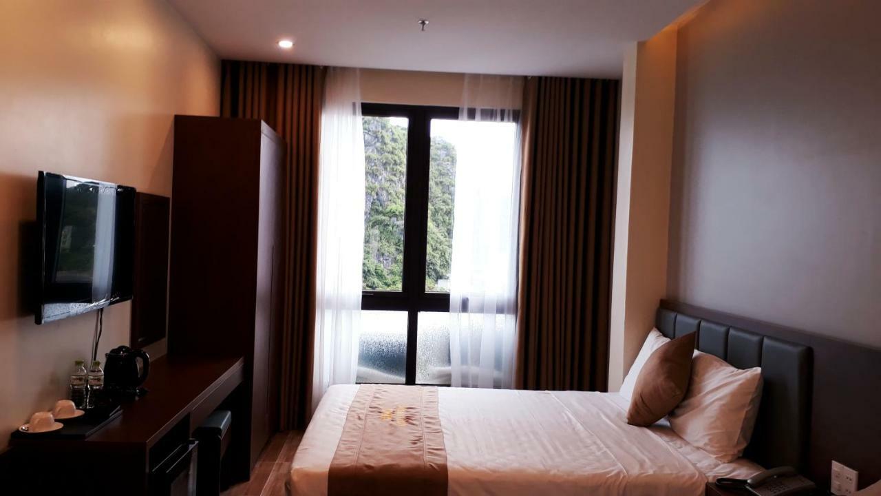 Cat Ba Rosalia Hotel Dong Khe Sau Exteriör bild
